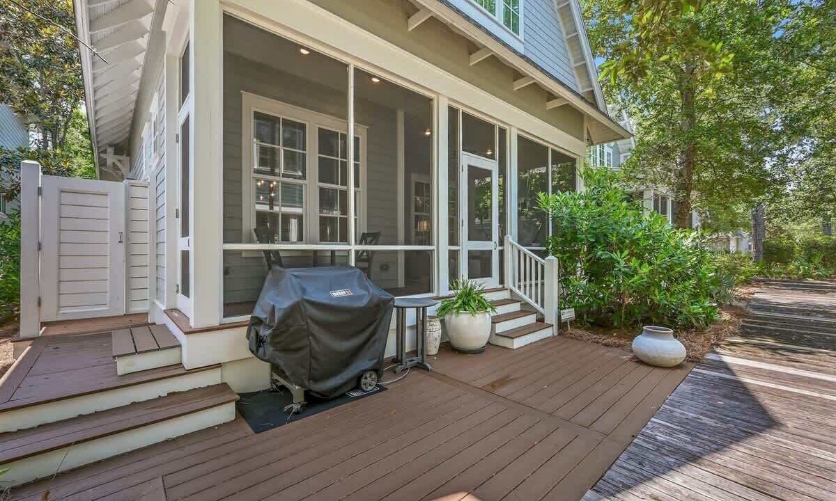 Photo of Patio Balcony in WaterSound West Beach