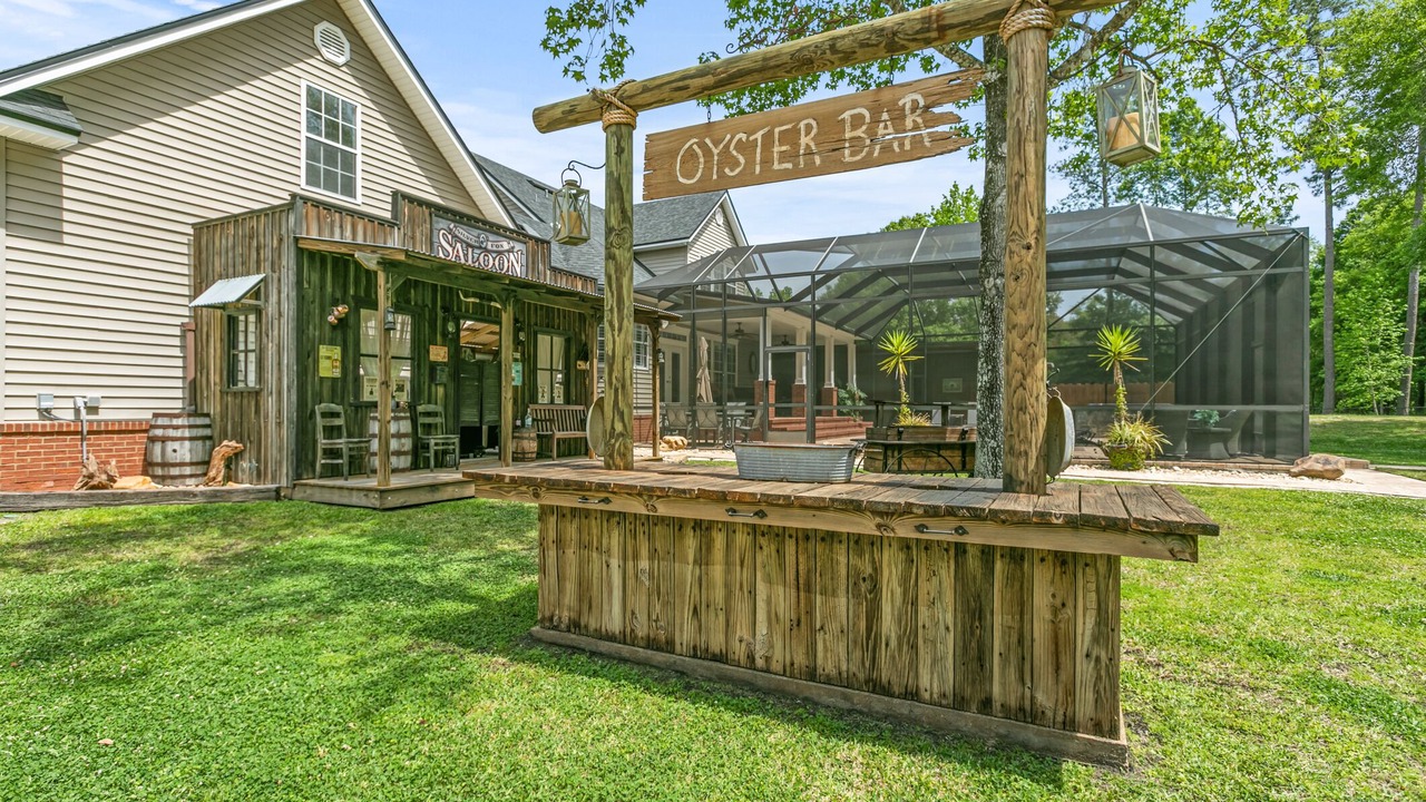 Photo of Outdoor in Northside