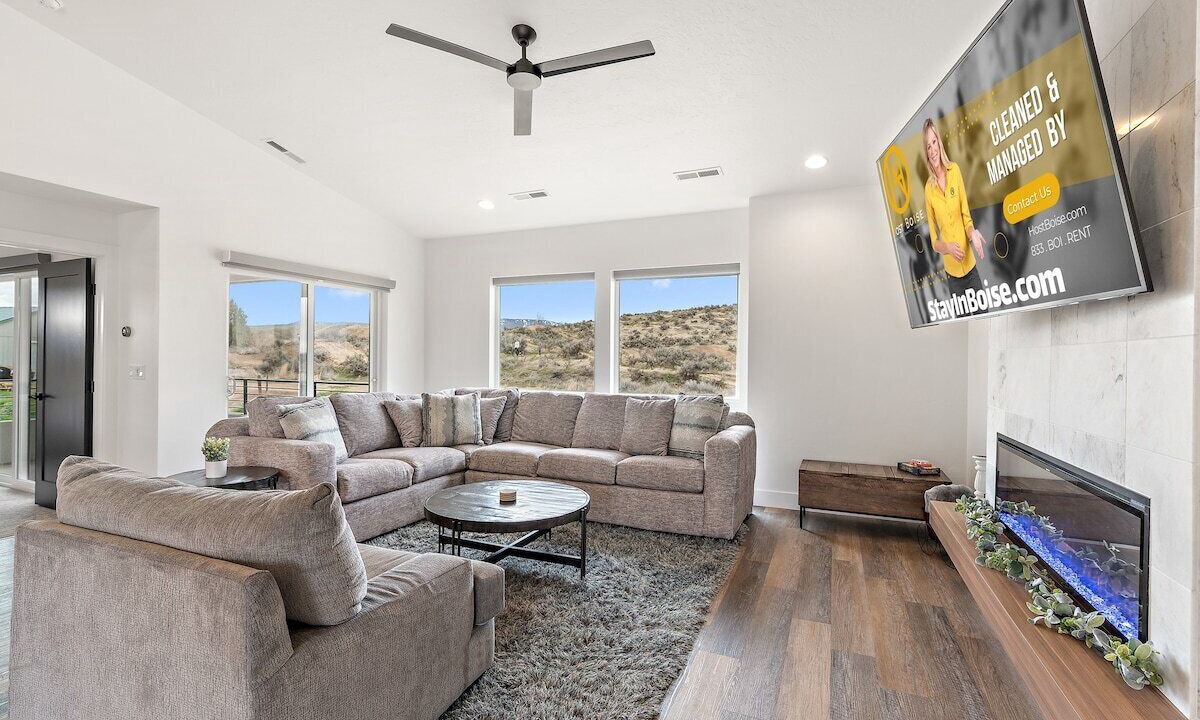 Photo of Livingroom in Garden City