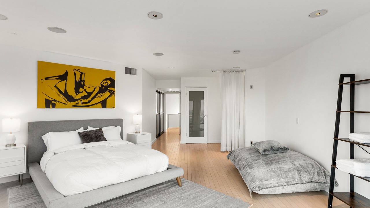 Photo of Bedroom in Hollywood Hills West