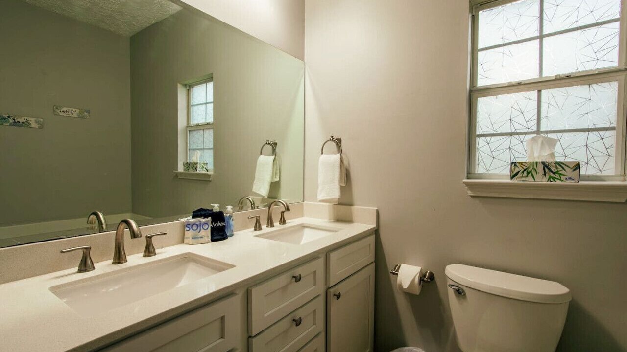 Photo of Bathroom in Foley