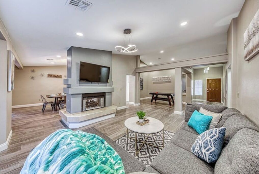 Photo of Livingroom in Green Valley North