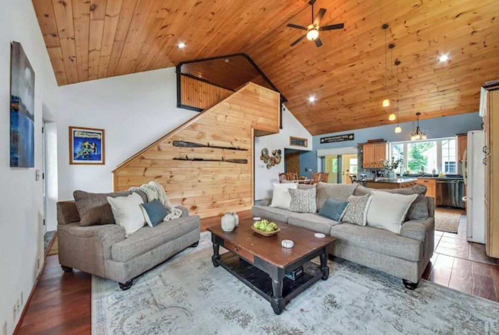 Photo of Livingroom in Greenville