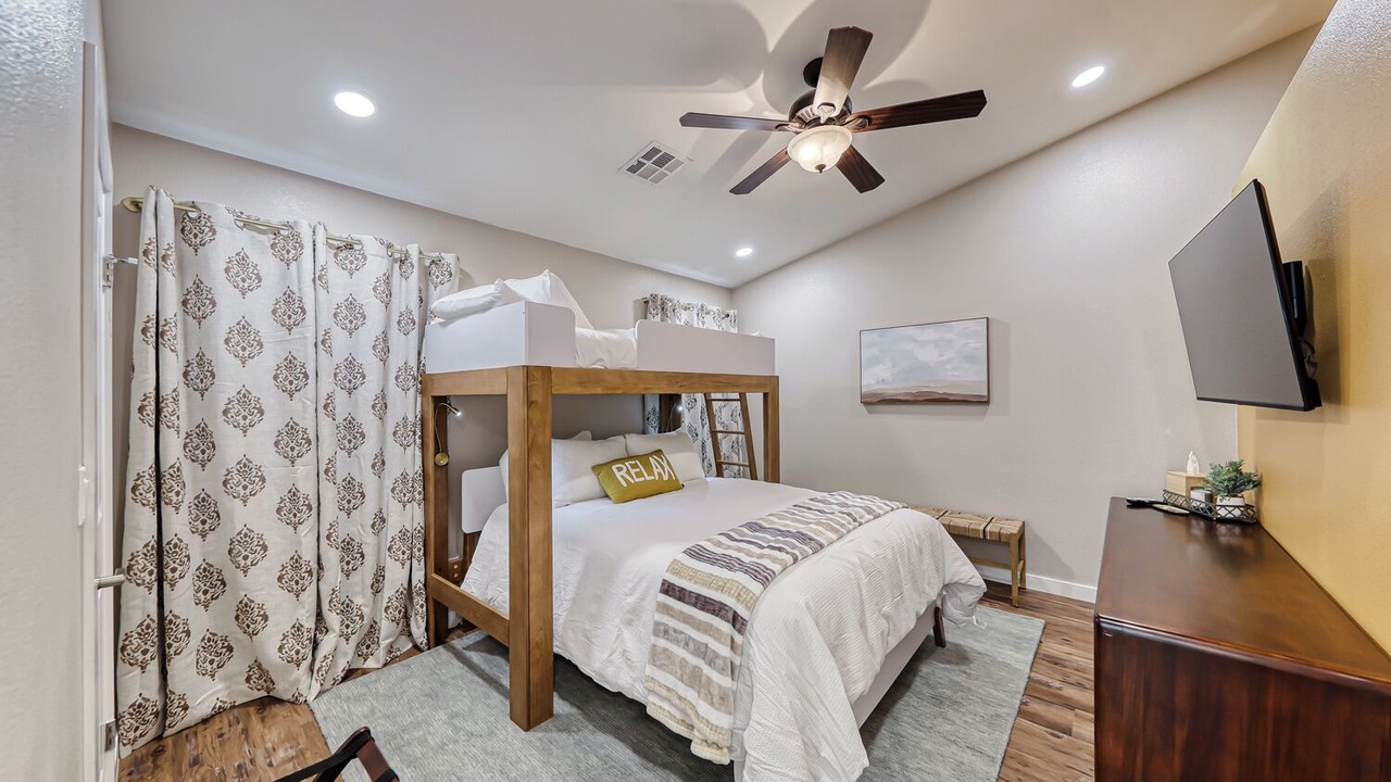 Photo of Bedroom in Summerlin