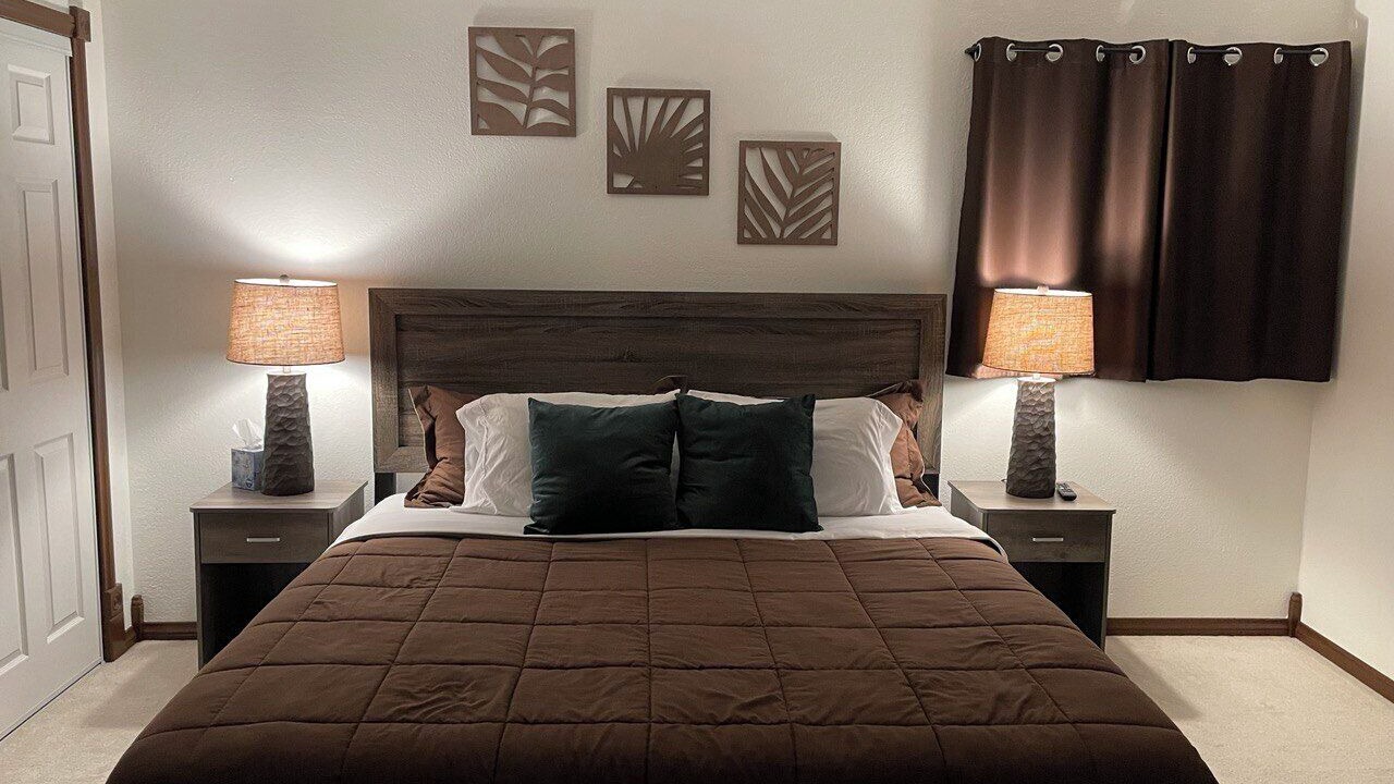 Photo of Bedroom in Running Springs