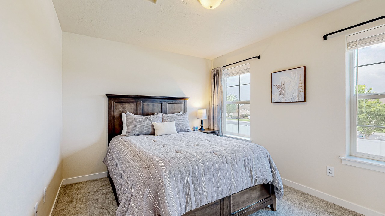Photo of Bedroom in Southwest Ada County Alliance