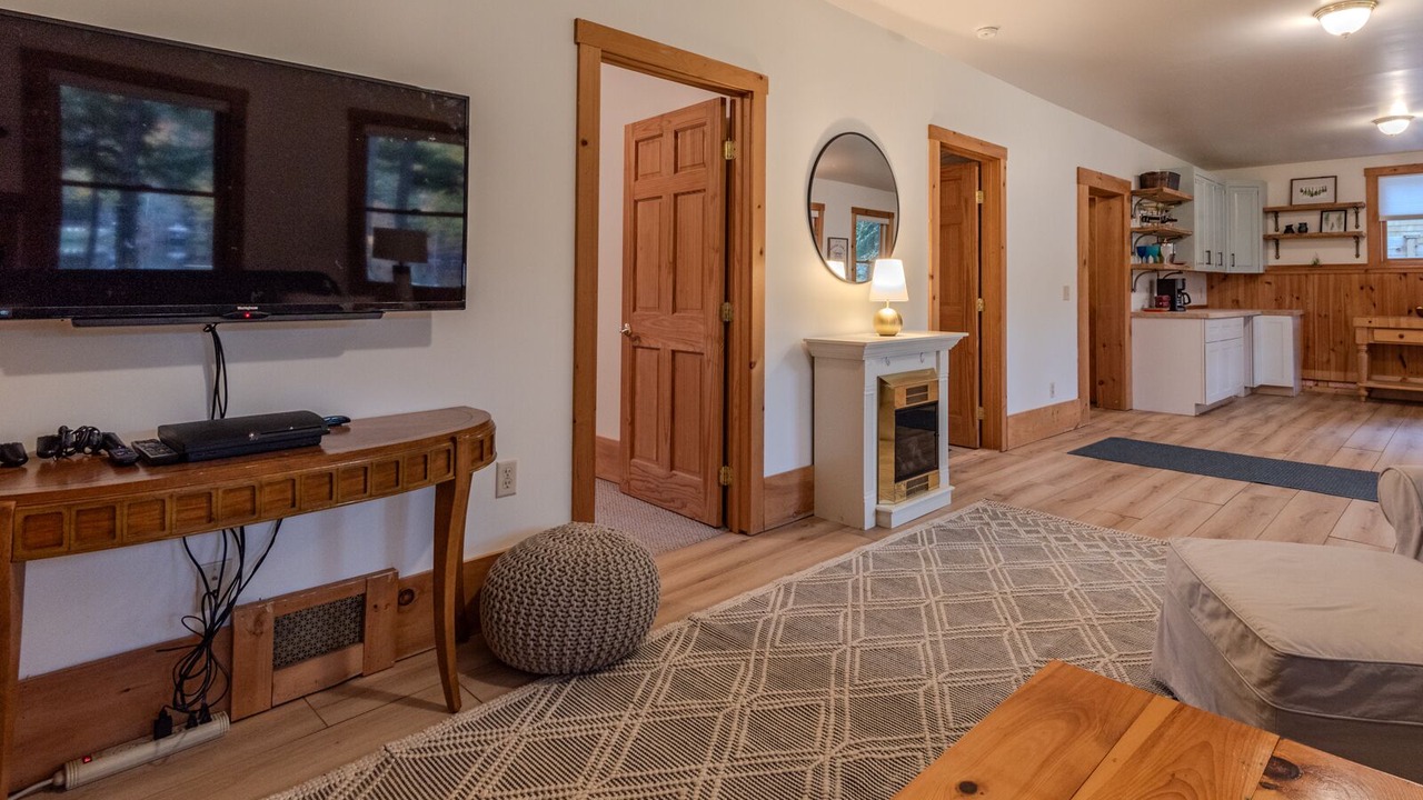 Photo of Livingroom in Mount Vernon
