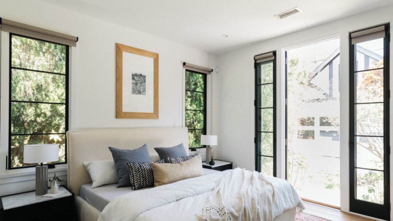 Photo of Bedroom in Beverly Grove