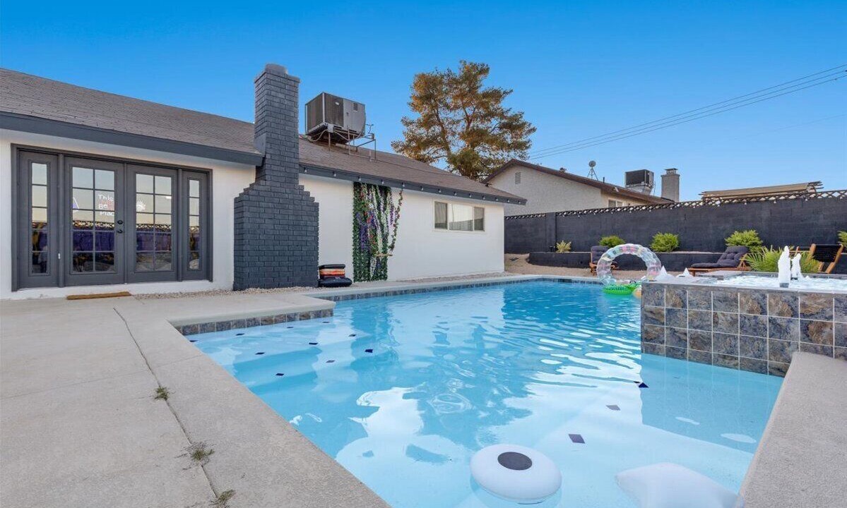 Photo of Outdoor in Paradise