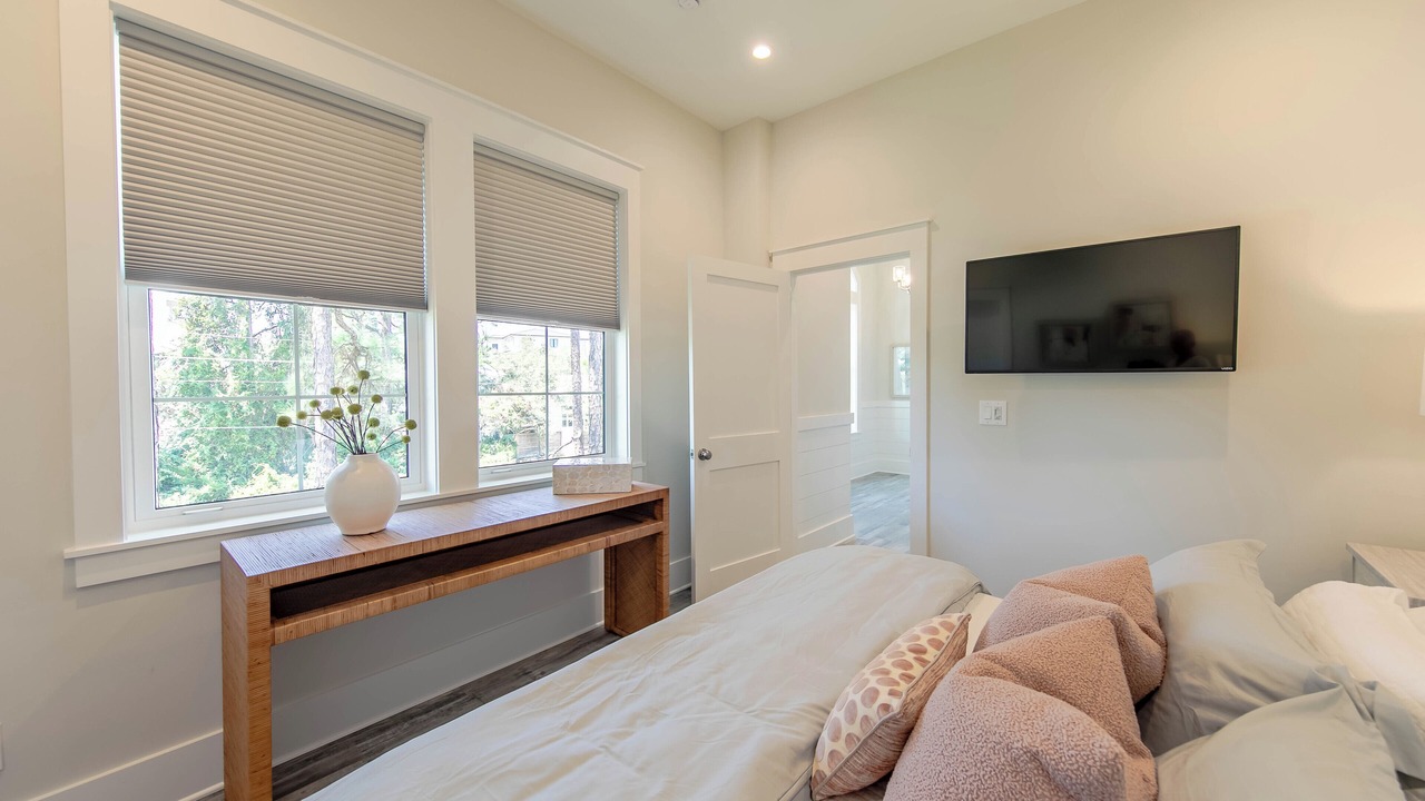 Photo of Bedroom in Dune Allen Beach