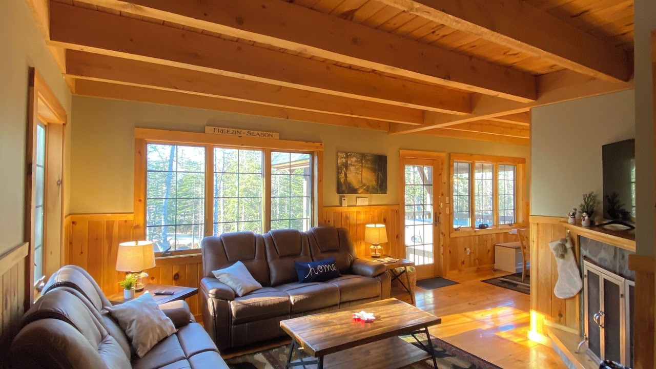 Photo of Livingroom in Carrabassett Valley