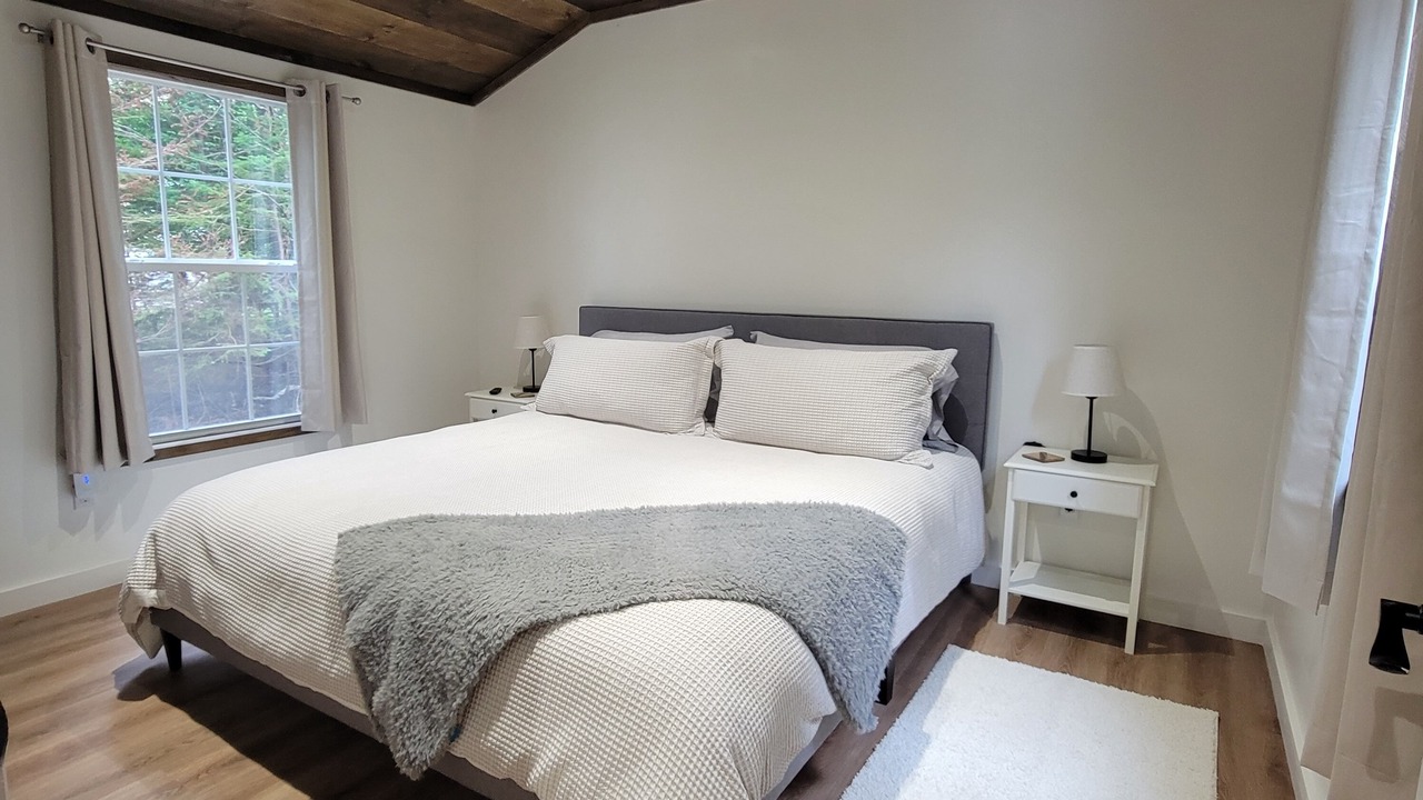 Photo of Bedroom in Seawall