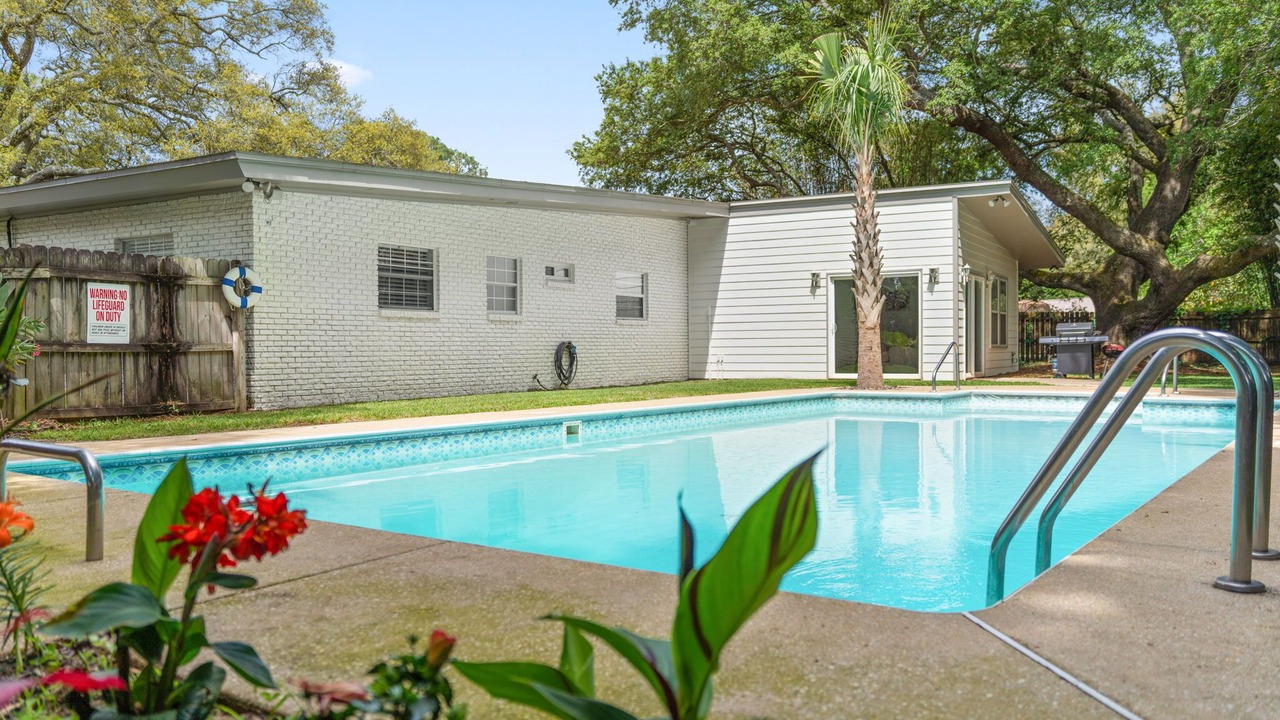 Photo of Outdoor in Northeast Pensacola
