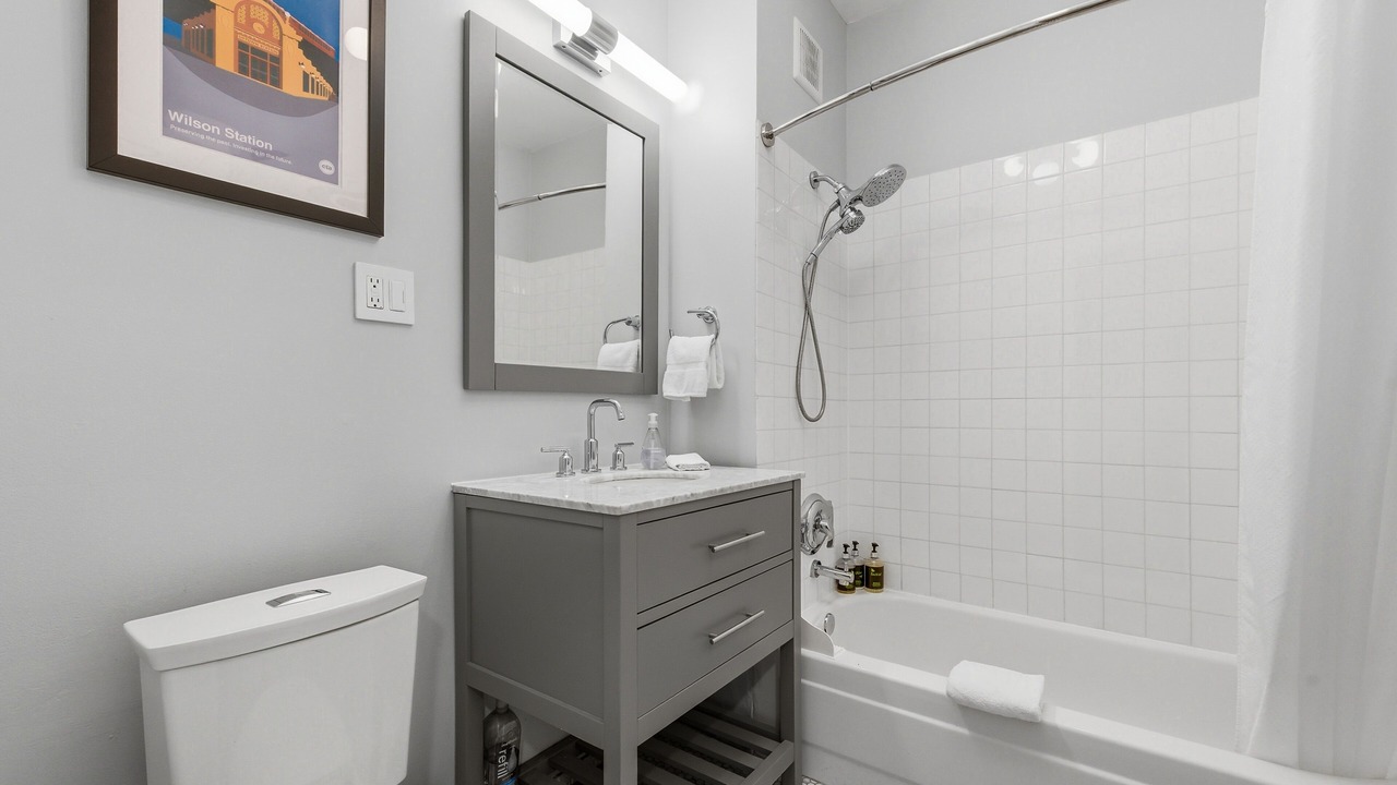 Photo of Bathroom in Uptown