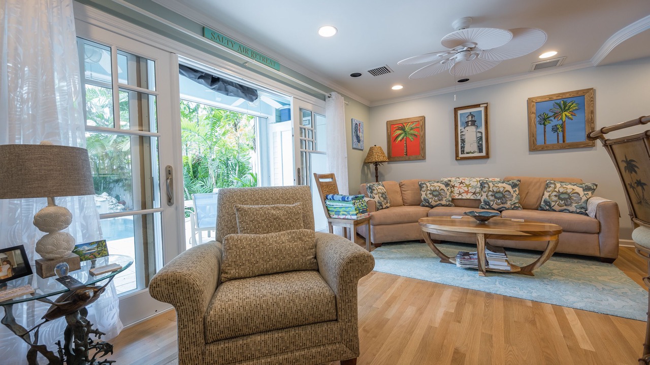 Photo of Livingroom in Bahama Village