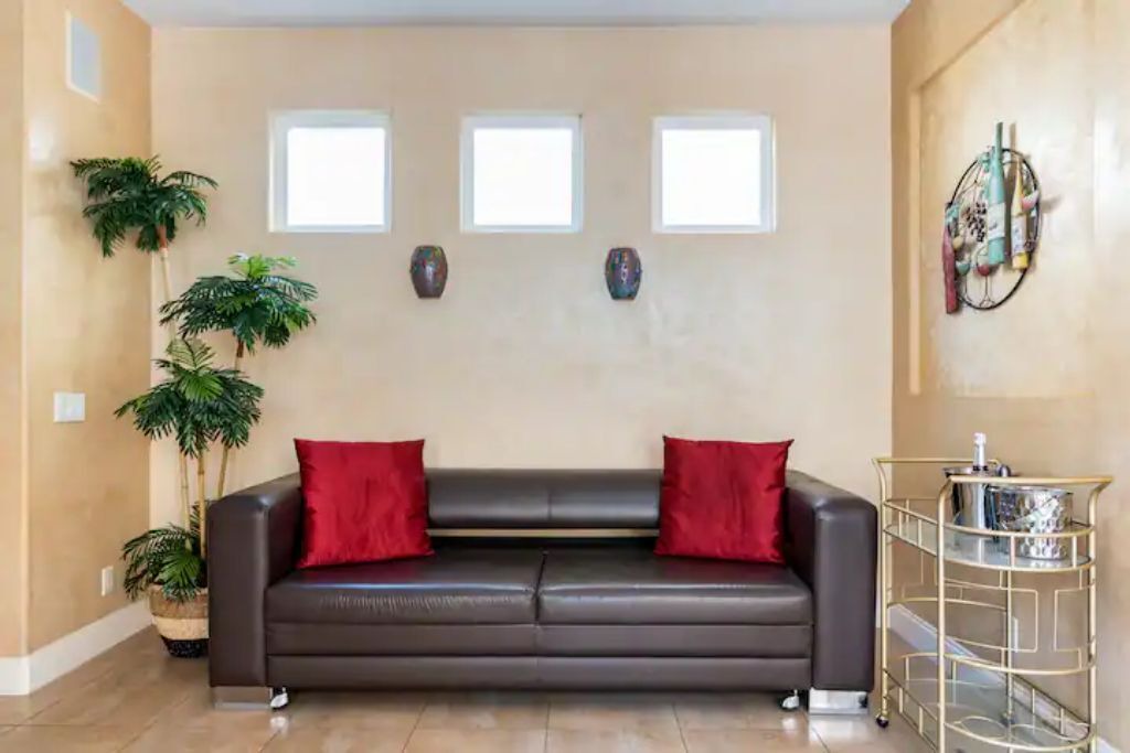 Photo of Livingroom in Huntington Beach