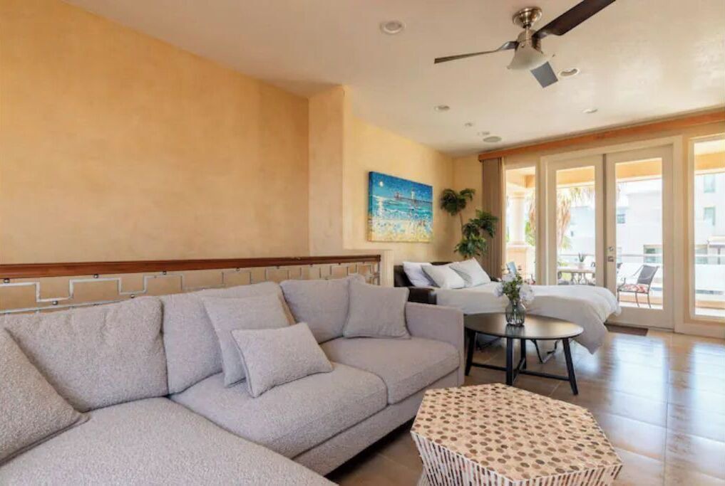 Photo of Livingroom in Huntington Beach