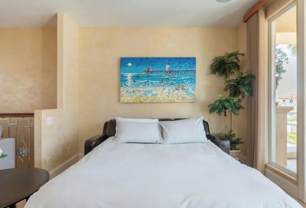 Photo of Bedroom in Huntington Beach