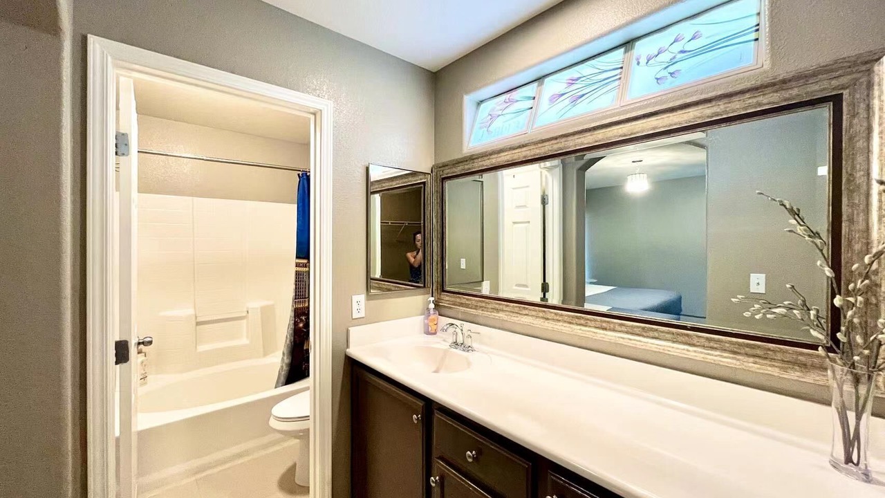 Photo of Bathroom in Rhodes Ranch