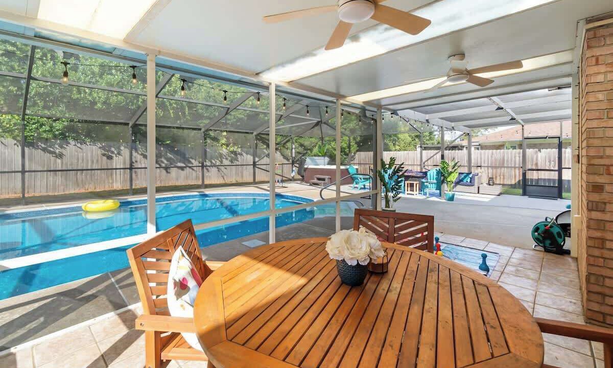 Photo of Outdoor in Myrtle Grove