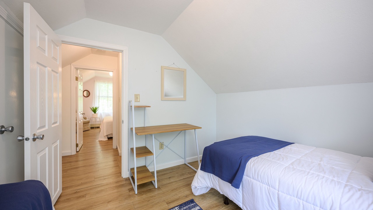 Photo of Bedroom in South Thomaston