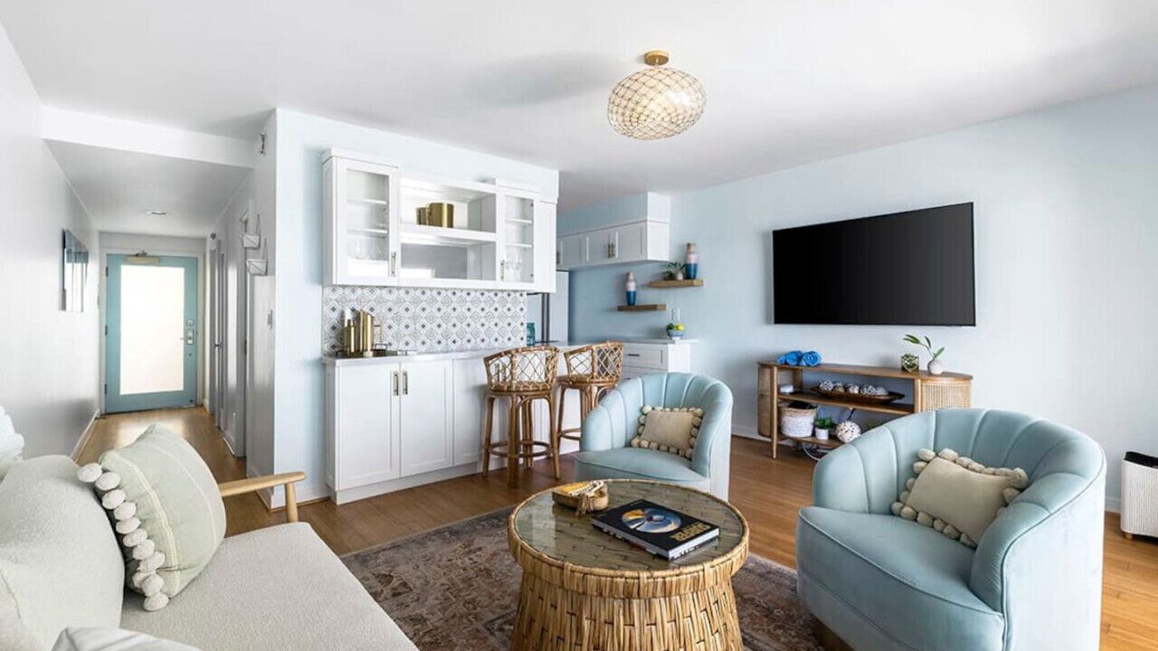 Photo of Bedroom in Eastern Malibu