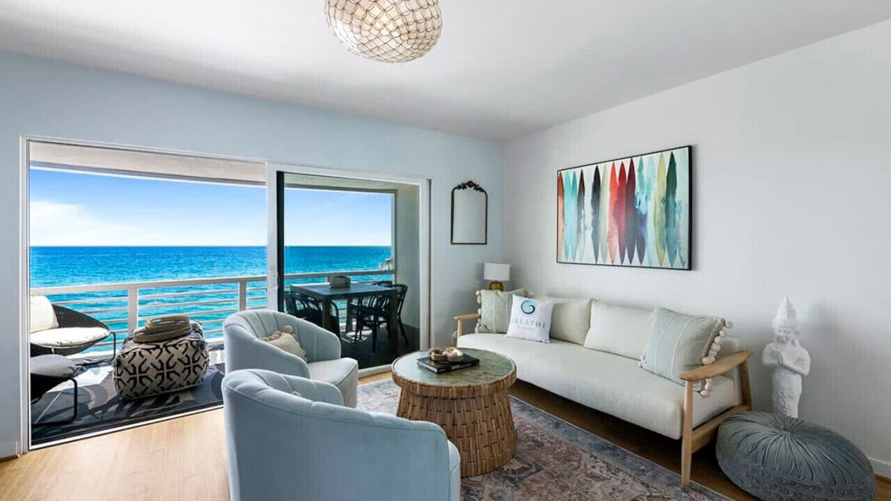 Photo of Patio Balcony in Eastern Malibu
