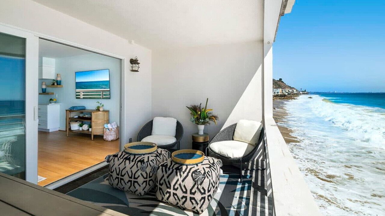 Photo of Patio Balcony in Eastern Malibu