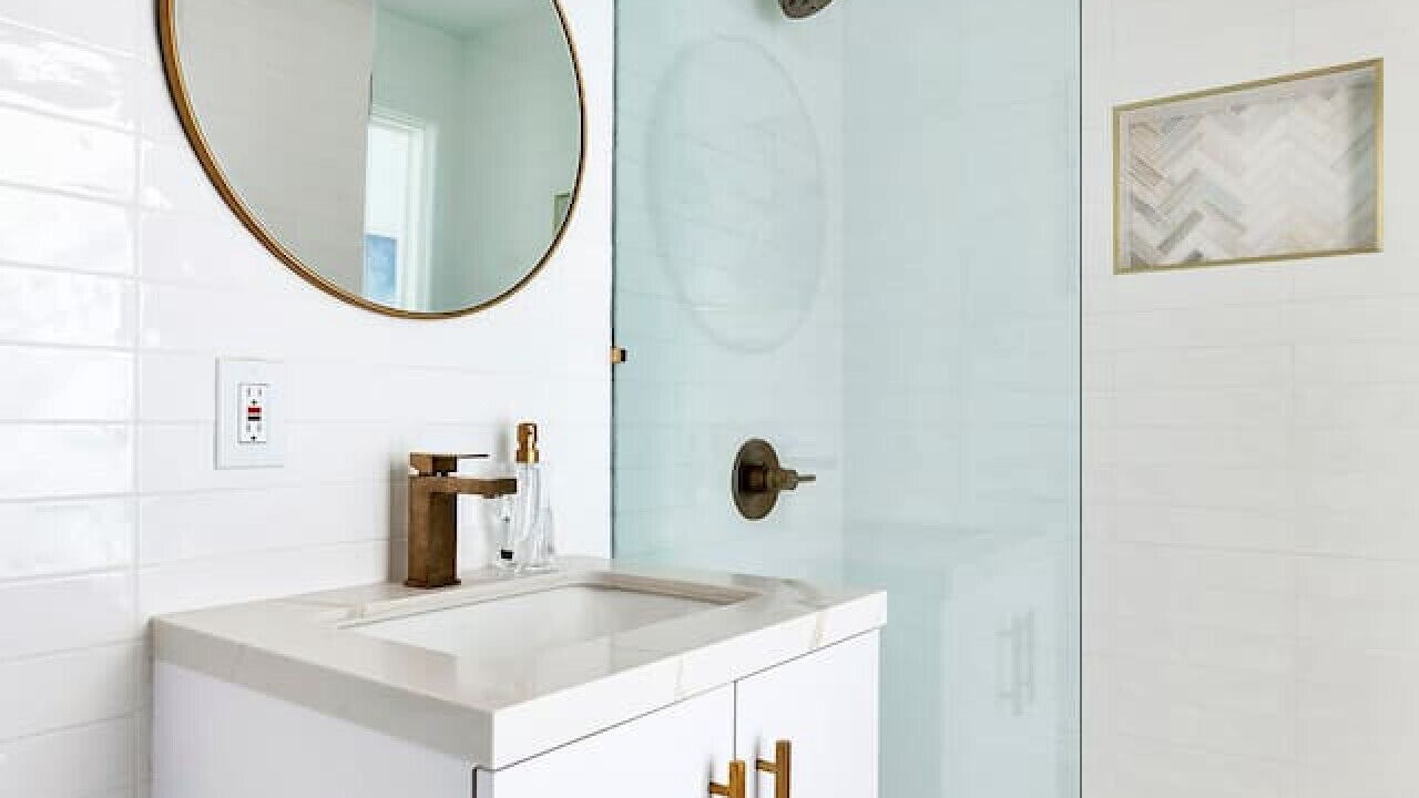 Photo of Bathroom in Eastern Malibu