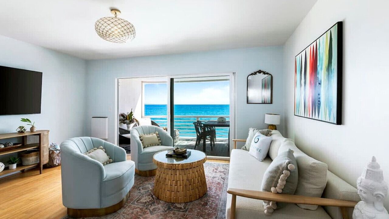 Photo of Patio Balcony in Eastern Malibu