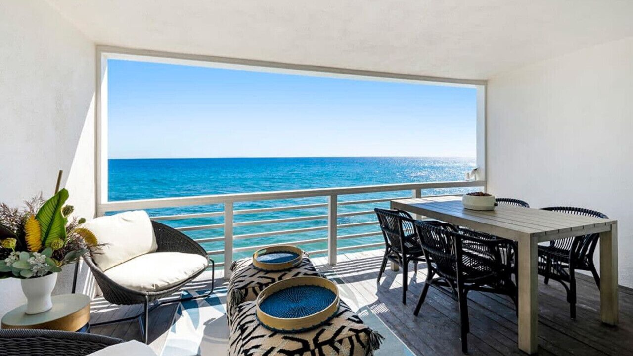 Photo of Patio Balcony in Eastern Malibu