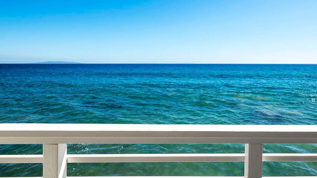 Photo of Patio Balcony in Eastern Malibu