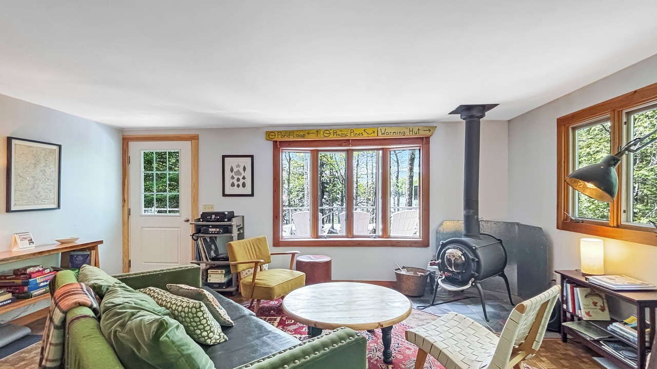 Photo of Livingroom in Greenville