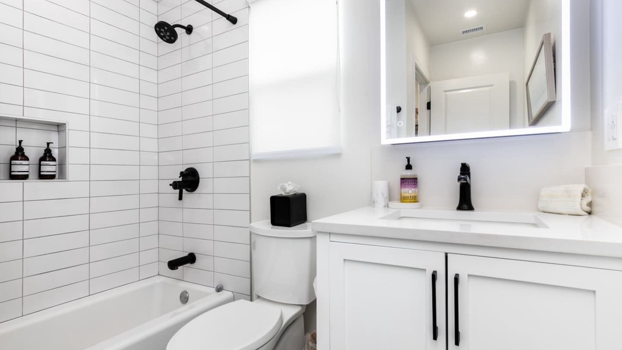 Photo of Bathroom in The Strand
