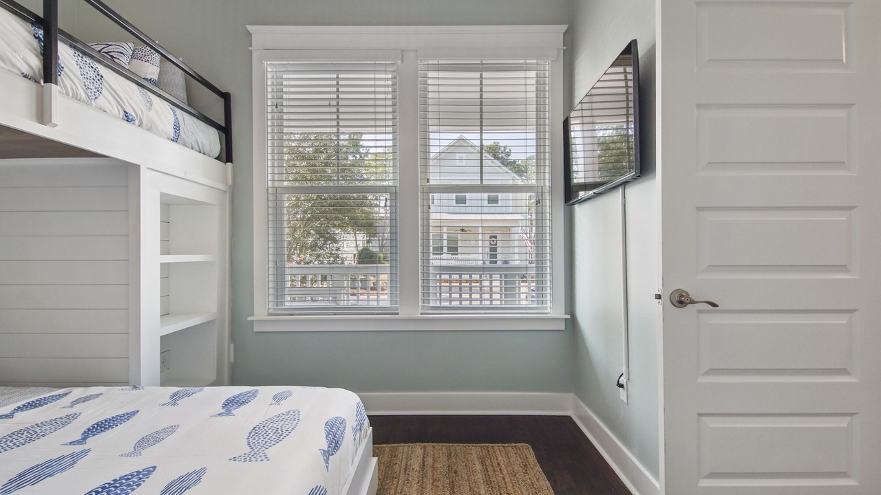 Photo of Bedroom in Lakeside at Blue Mountain Beach