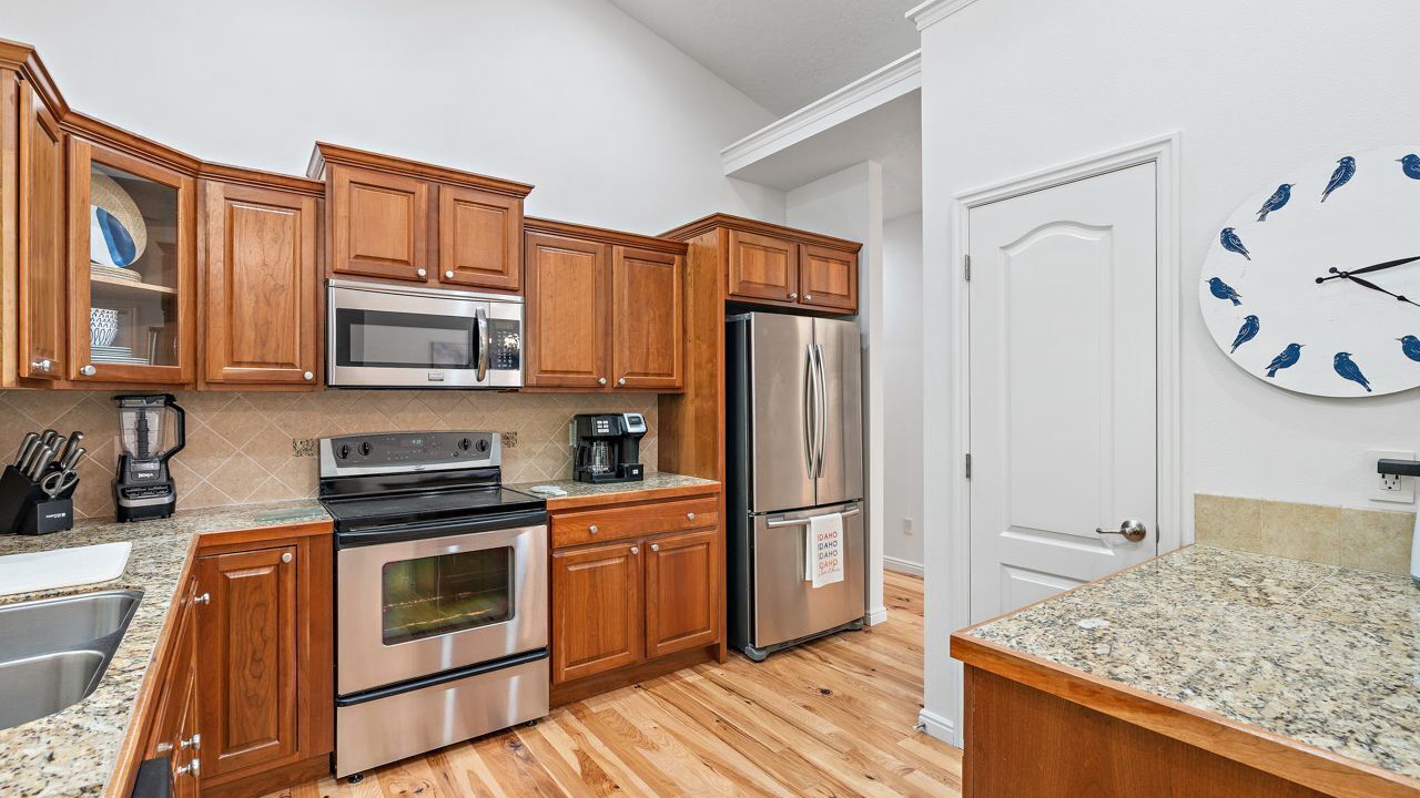 Photo of Kitchen in Garden City