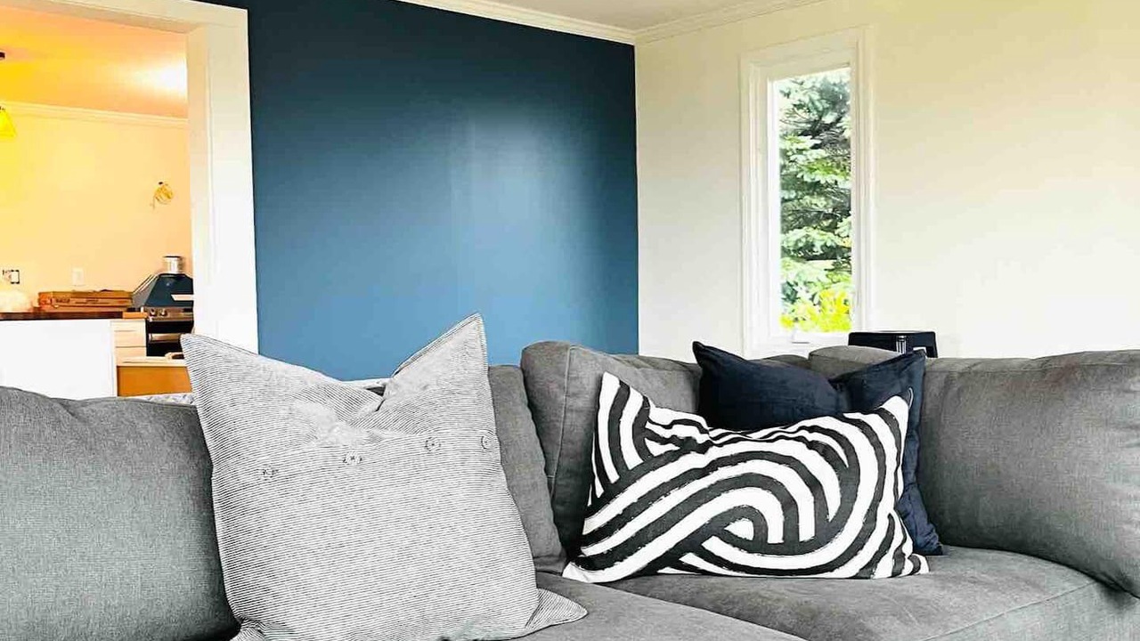 Photo of Livingroom in Addison