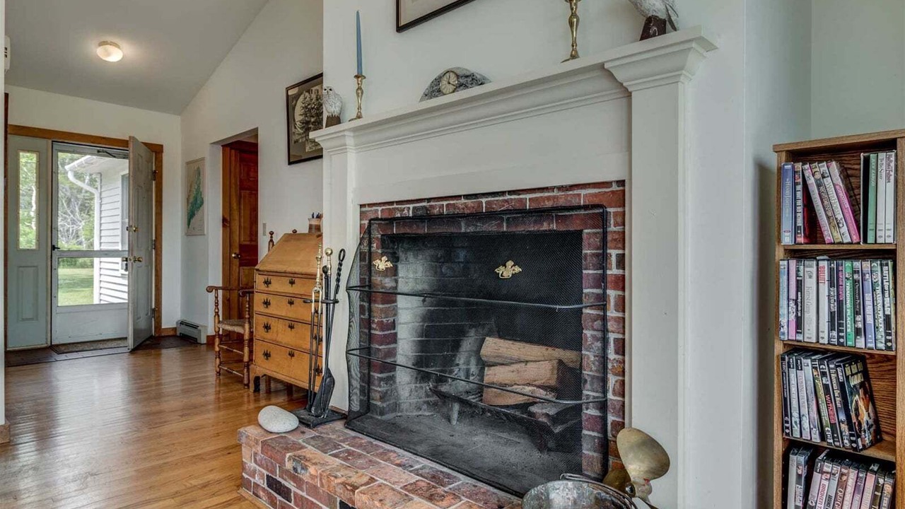 Photo of Livingroom in Five Islands