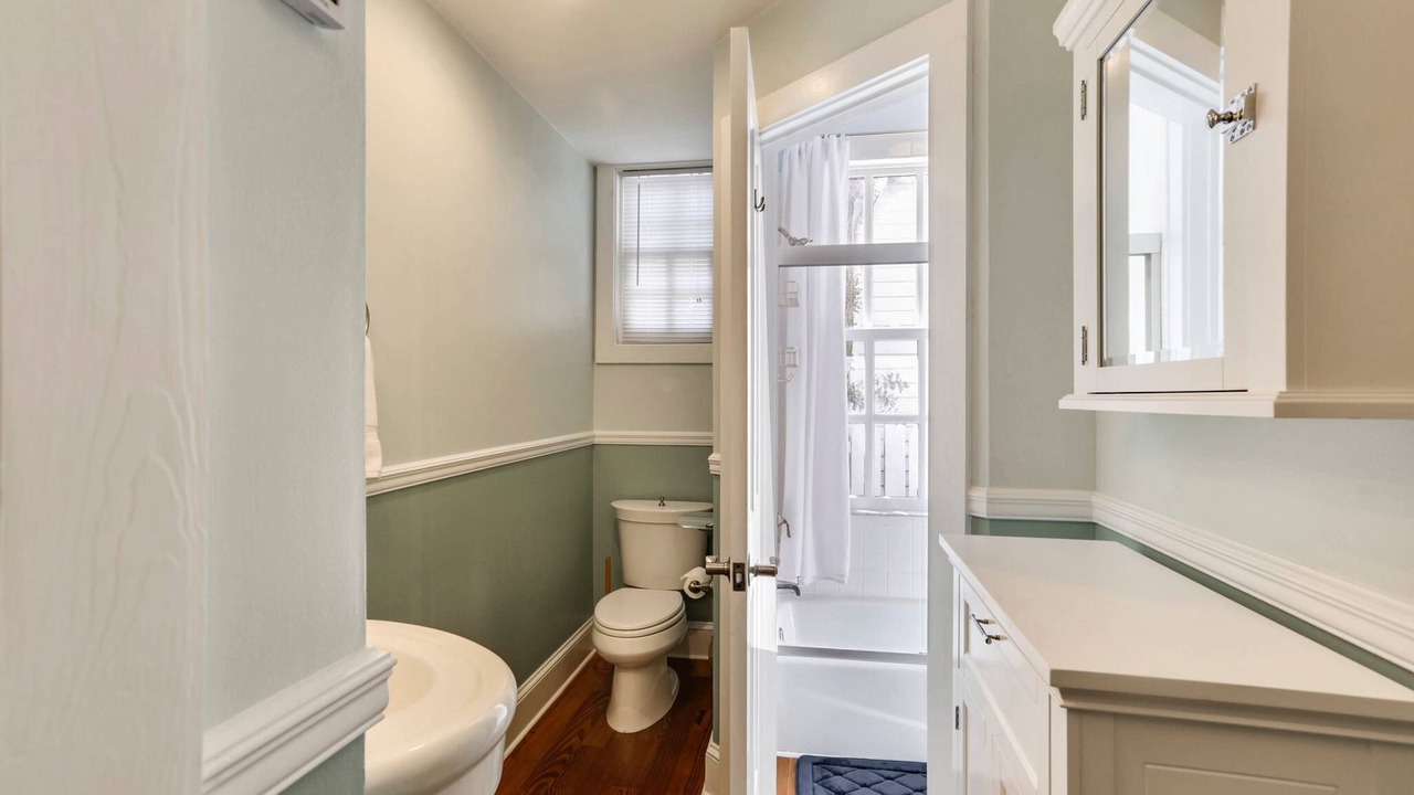 Photo of Bathroom in Historic Seaport