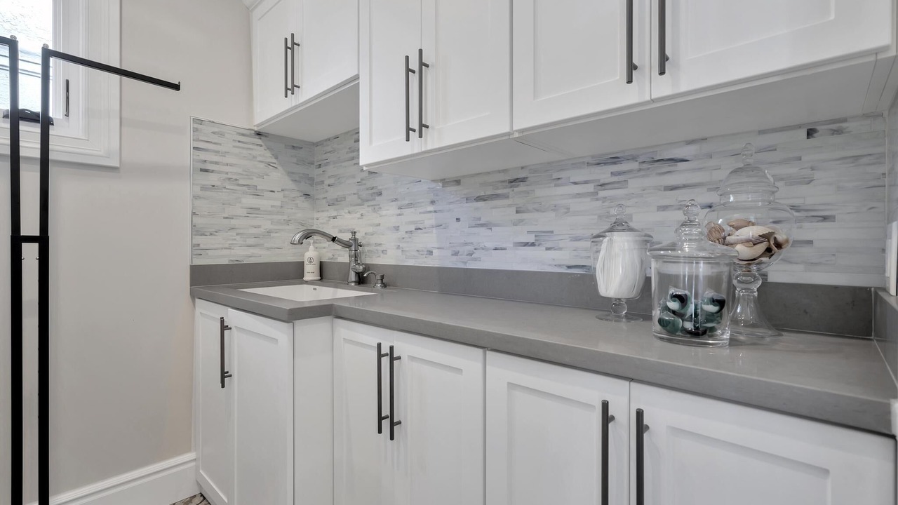 Photo of Bathroom in Balboa Peninsula