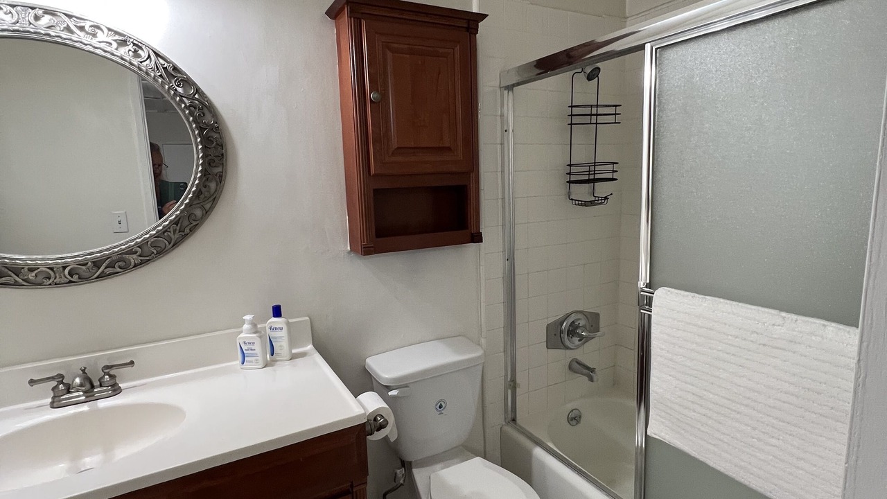 Photo of Bathroom in Beverly Grove