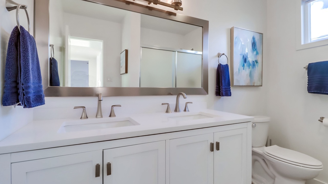 Photo of Bathroom in Ocean Beach