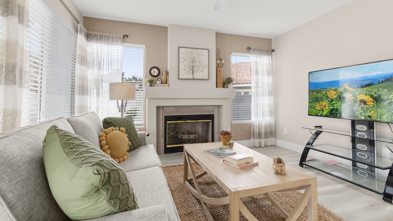 Photo of Livingroom in Spring Valley