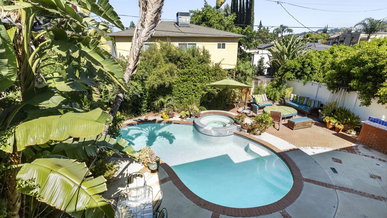 Photo of Outdoor in Sherman Oaks