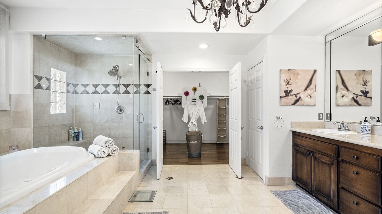 Photo of Bathroom in Sherman Oaks