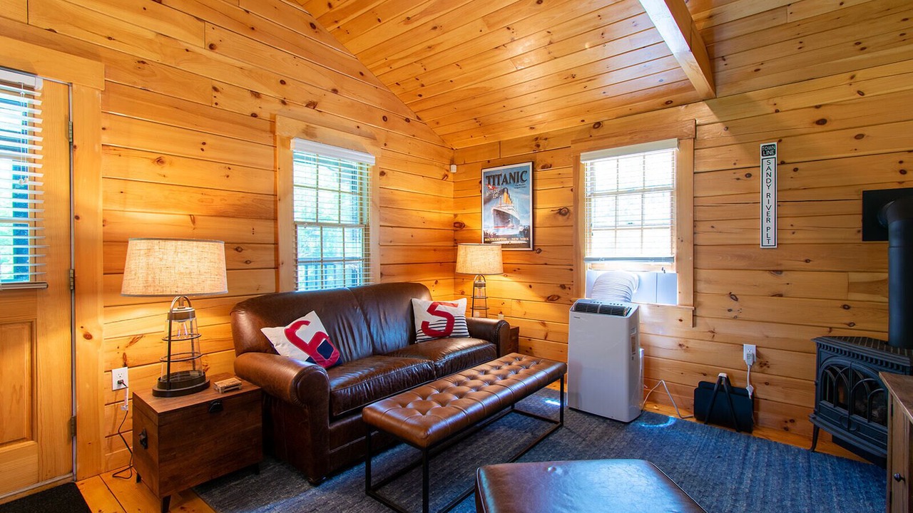 Photo of Livingroom in Lincolnville