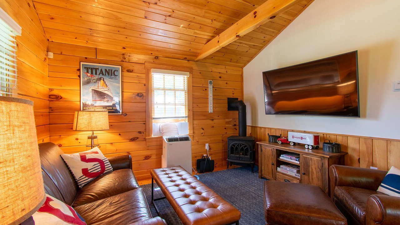 Photo of Livingroom in Lincolnville