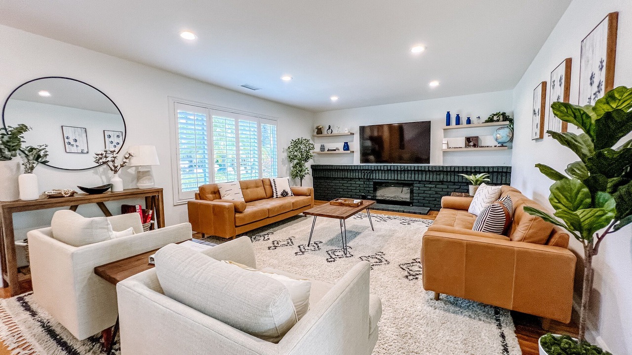 Photo of Livingroom in Tustin
