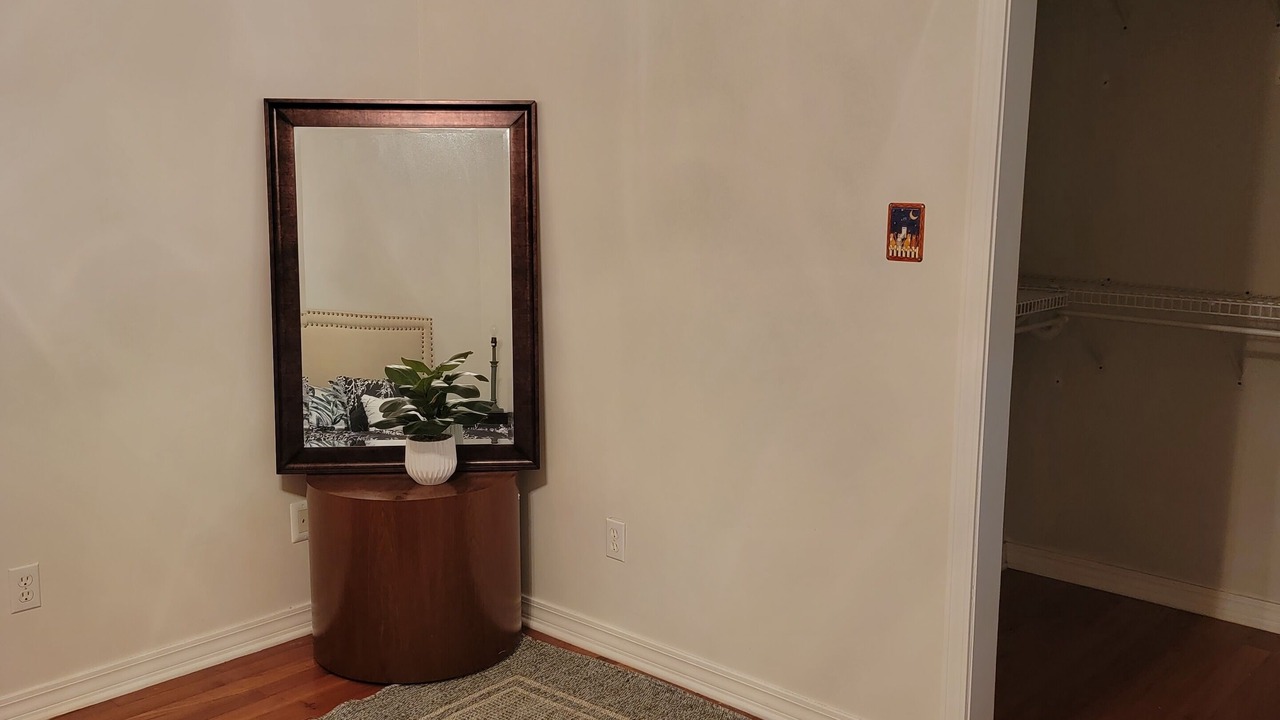 Photo of Bedroom in Myrtle Grove