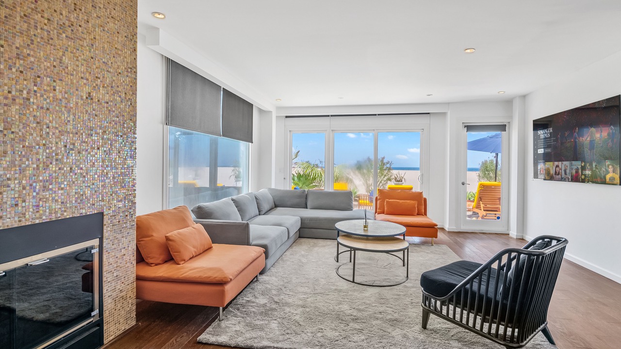 Photo of Livingroom in Marina Peninsula